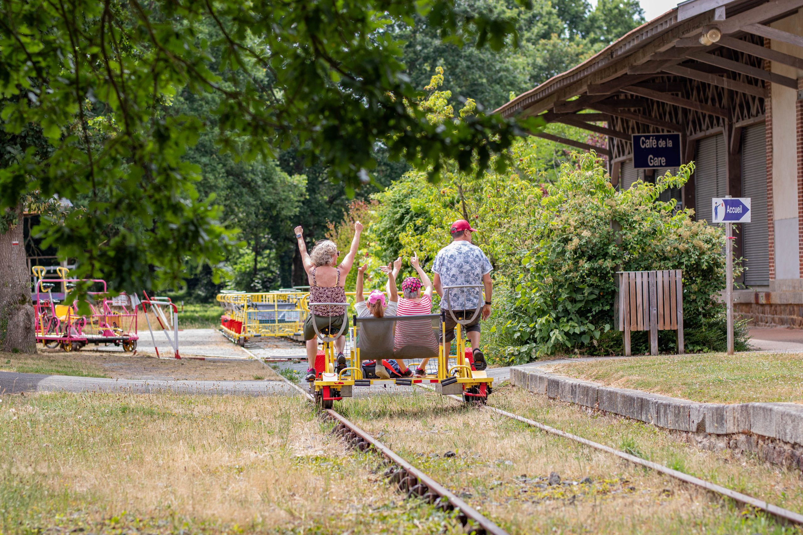 Gare vélo rail de médréac