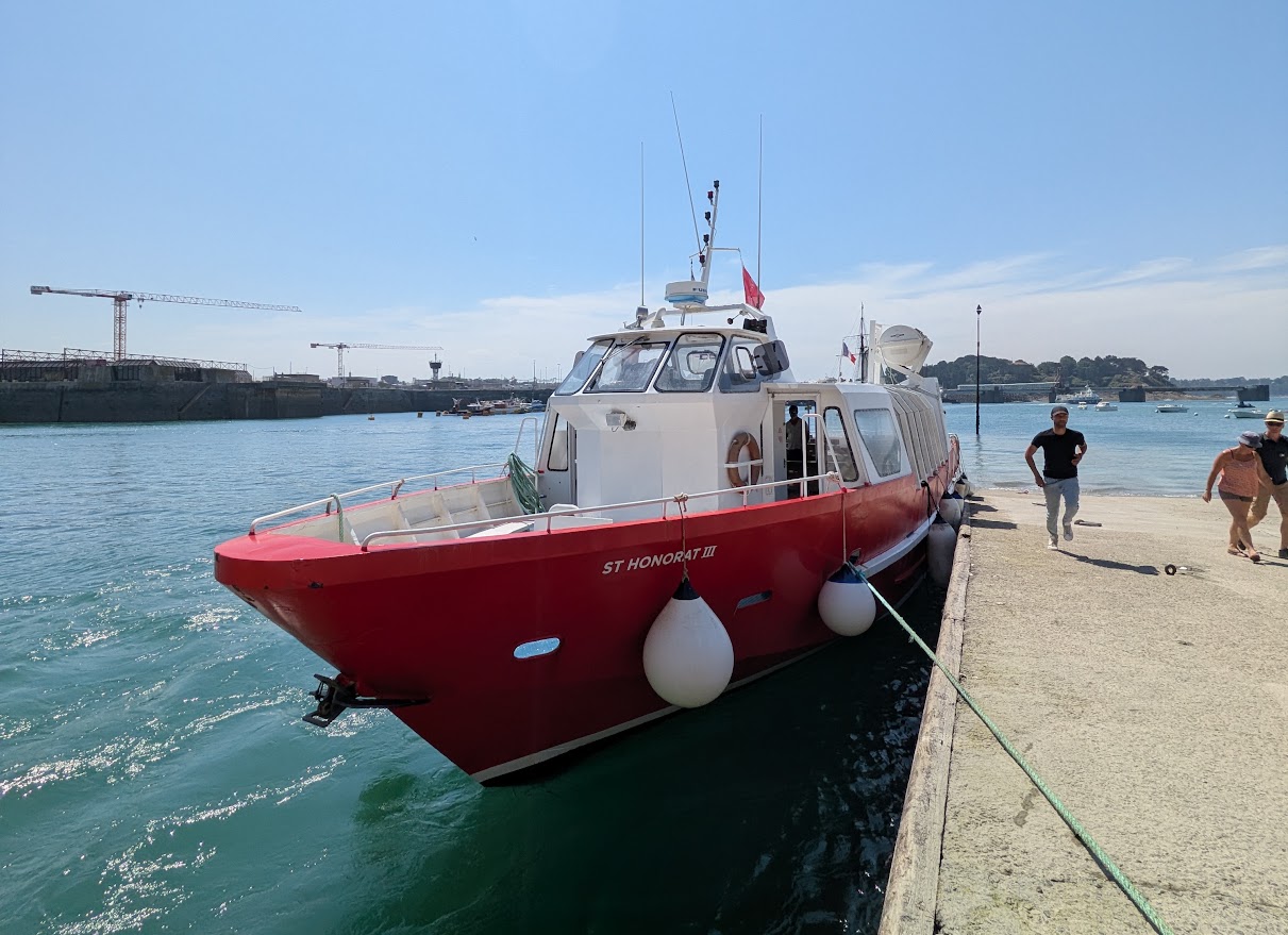 Les Bateaux Rouges : découvrir la baie de Saint-Malo en famille