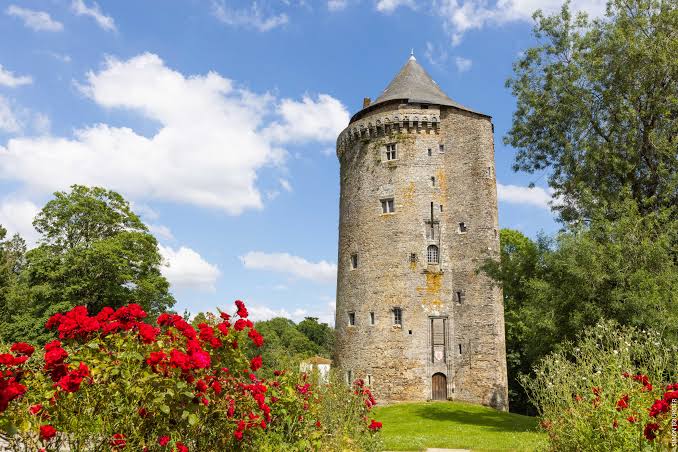 Tour Duguesclin : château médiéval, réalité virtuelle et chasse au trésor en famille