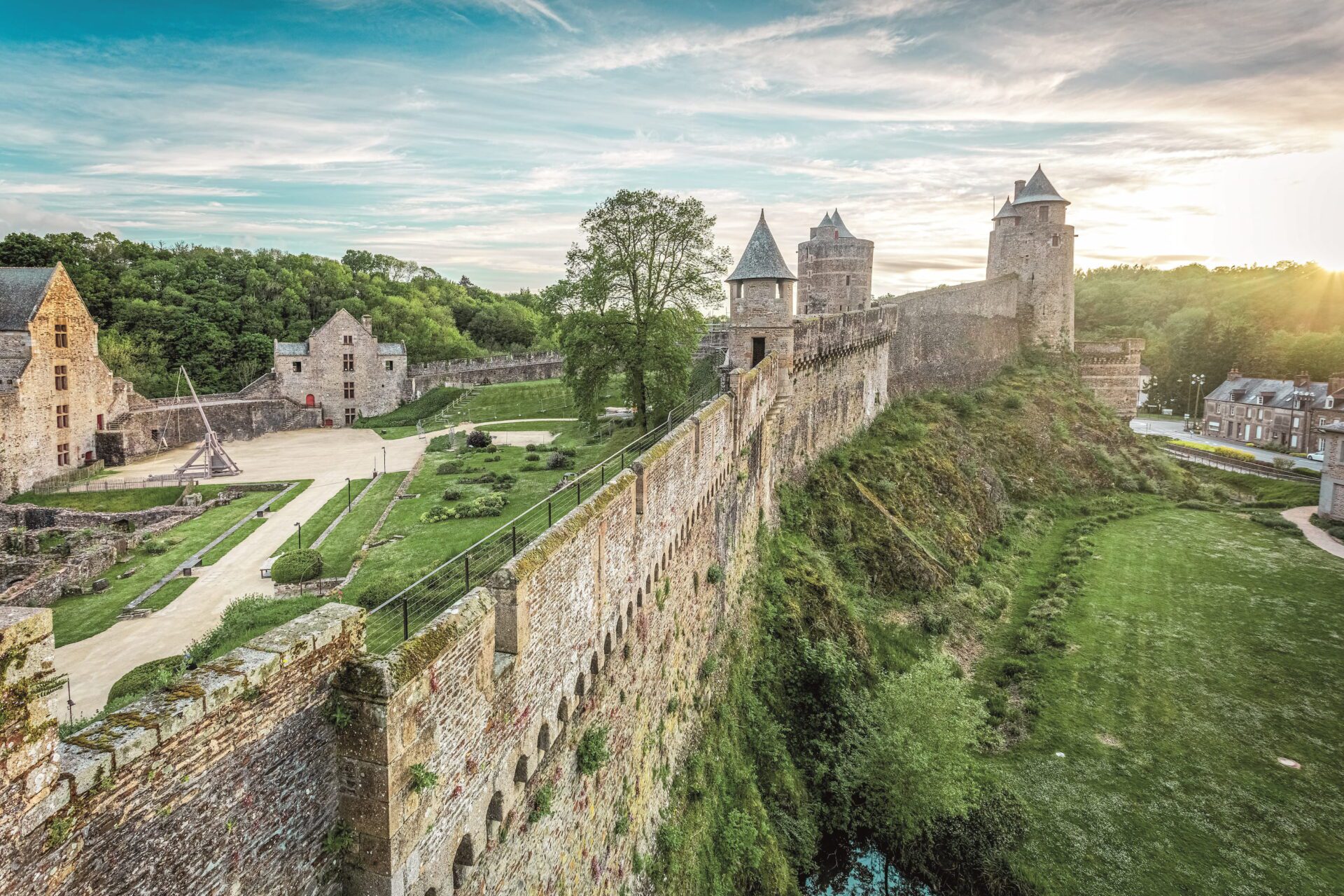 Château de Fougères : explorer une forteresse médiévale avec les enfants